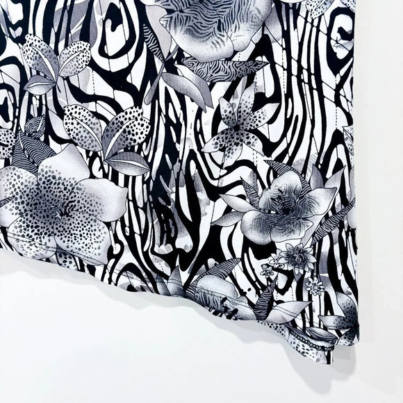 INITIATIVES Black & Beige Asymmetrical Floral Top - Picture 4 of 8